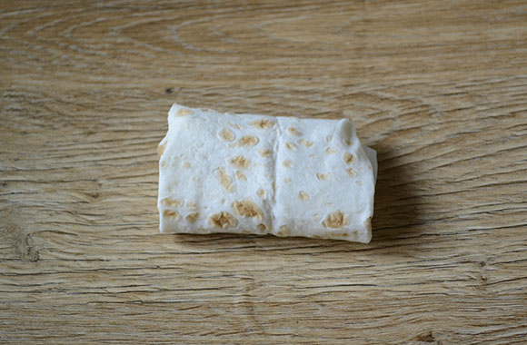 конвертики из лаваша с сыром и яйцом рецепт фото 8
